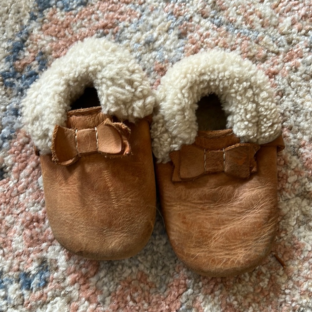 Freshly Picked Shearling moccasins